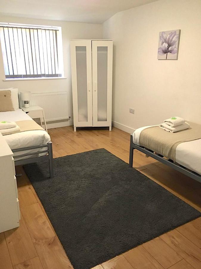Large Ground Floor Pet Friendly 2 Bedroom Apartment With Free Parking Loughborough Zewnętrze zdjęcie